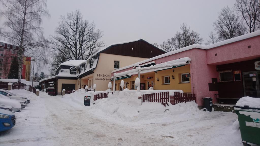 Pension Rybarska Basta ヤブロネツ・ナド・ニソウ エクステリア 写真