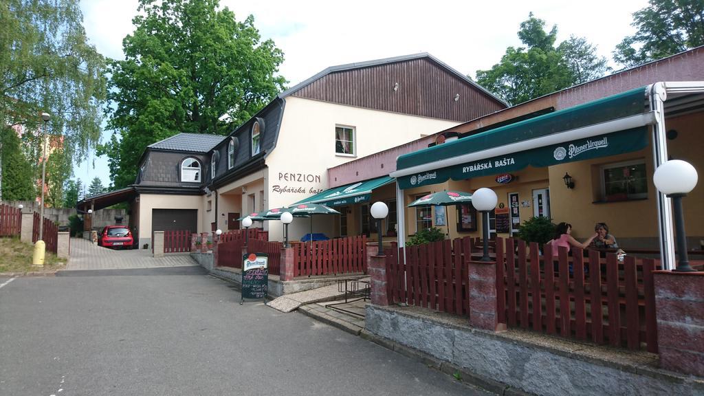 Pension Rybarska Basta ヤブロネツ・ナド・ニソウ エクステリア 写真
